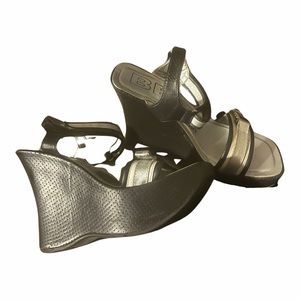 unique bebe sport heels